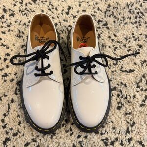 Dr. Martens Women Size 6 White 1461 Smooth Patent Leather Oxfords new  EU37